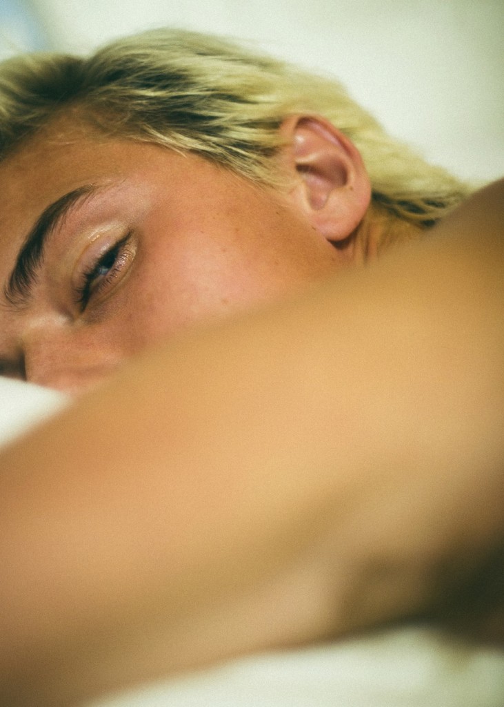 Lucky-Blue-Smith-By-Matt-Lambert-For-Paper-Magazine-6