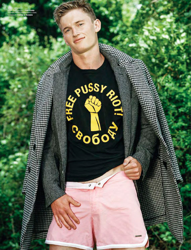 All-You-Need-Is-An-Overcoat_11