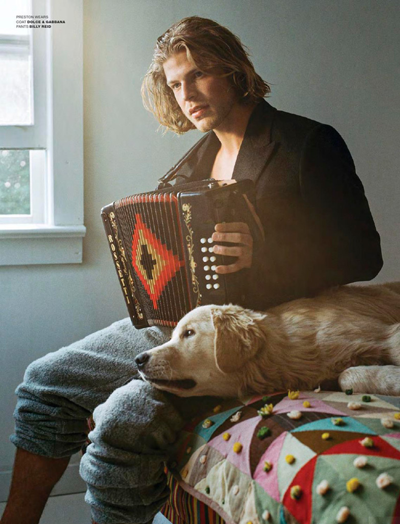 All-You-Need-Is-An-Overcoat_13