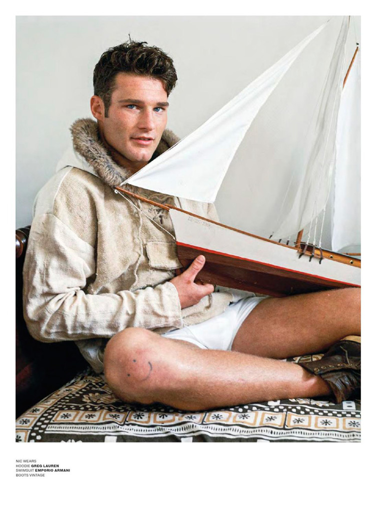 All-You-Need-Is-An-Overcoat_15