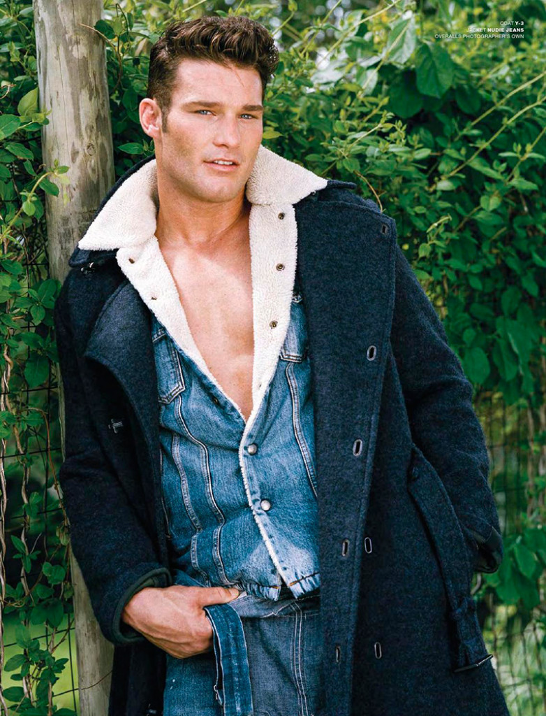 All-You-Need-Is-An-Overcoat_16