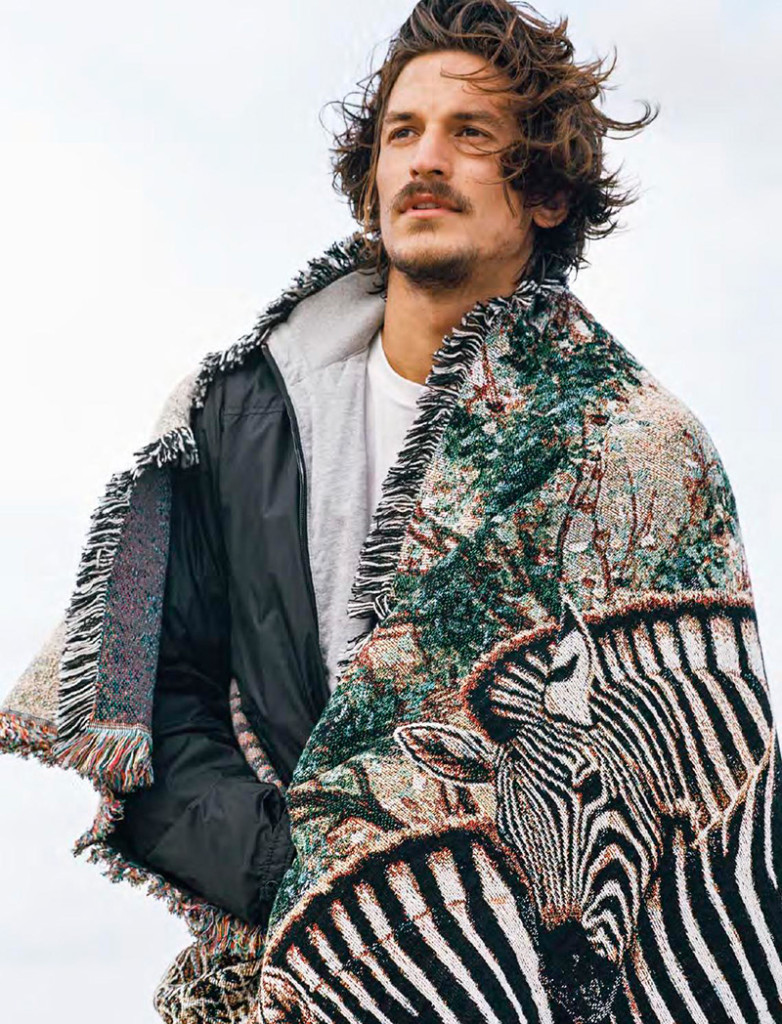 All-You-Need-Is-An-Overcoat_7